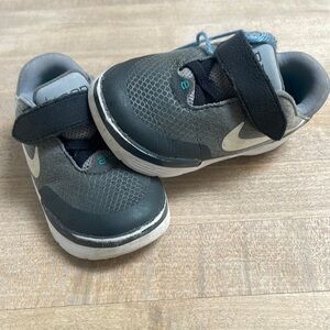 Nike SB lunarlon sneakers size 5c